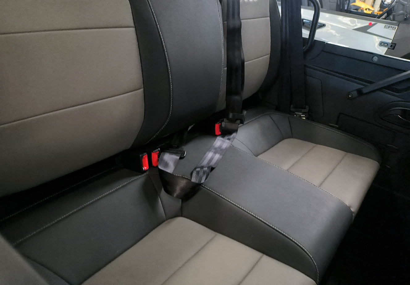 Freelander 750 Crew
