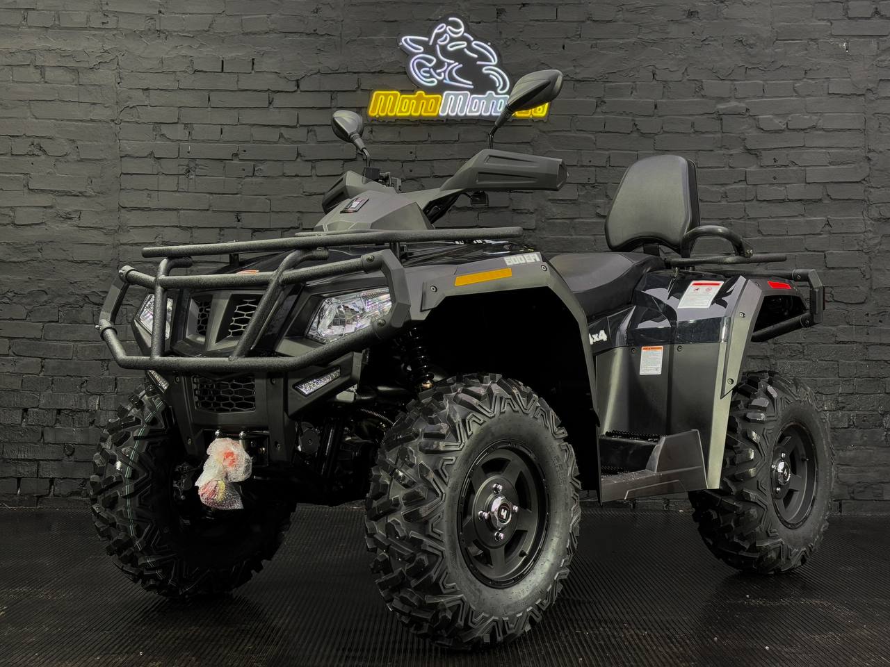 600 Black